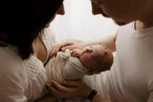Mila tio dagar gammal – nyföddfotografering